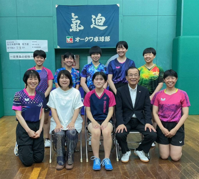 �������K